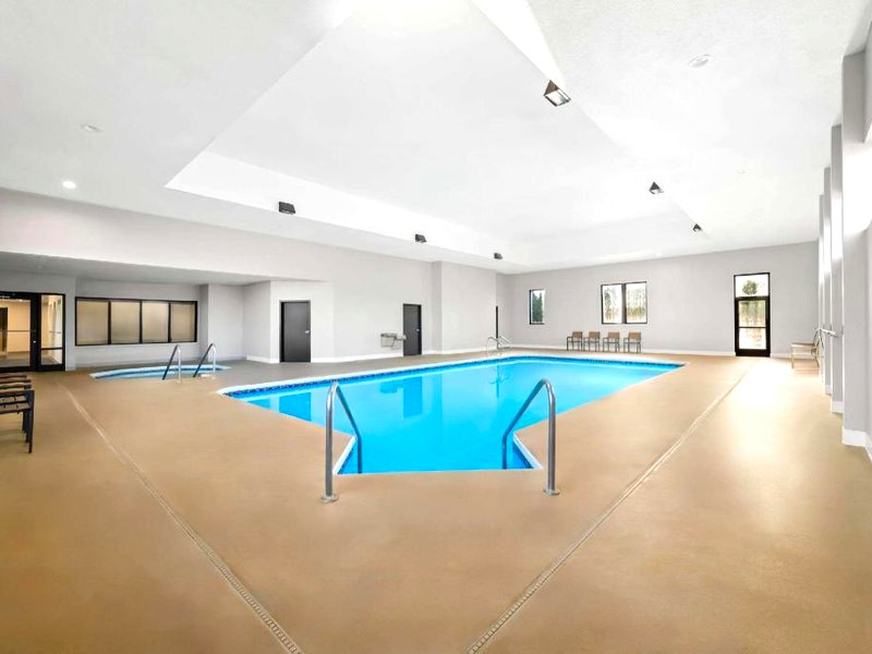 Comfort Suites Stevens Pointの写真