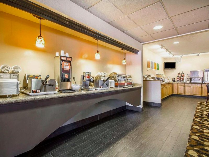 Comfort Suites Stevens Pointの写真