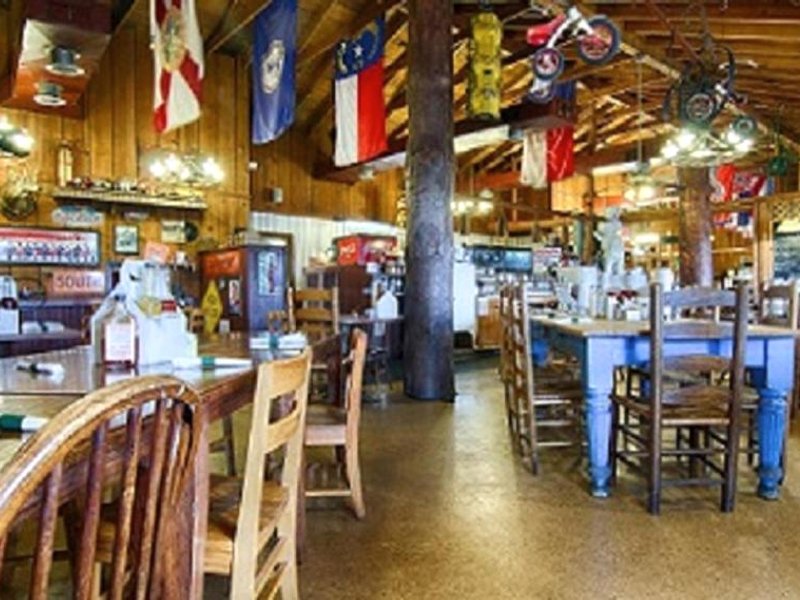 ザ スモーク ハウス ロッジ アンド キャビンズ (The Smoke House Lodge And Cabins)の写真