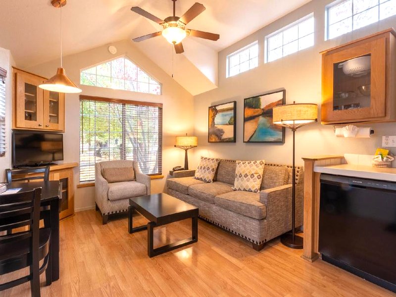 リバーポイント ナパ バレー リゾート (RiverPointe Napa Valley Resort)の写真