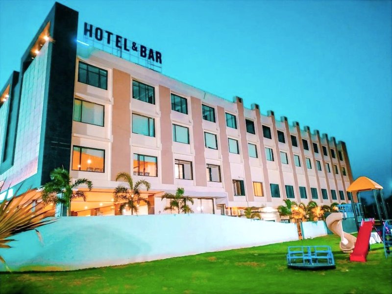 hotel chandralok rewaの写真