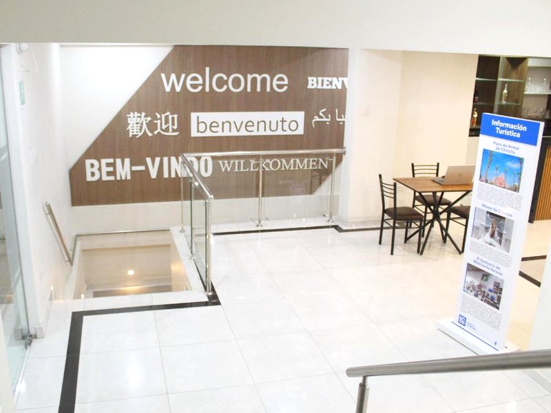 Hotel Luxotel Chinchaの写真