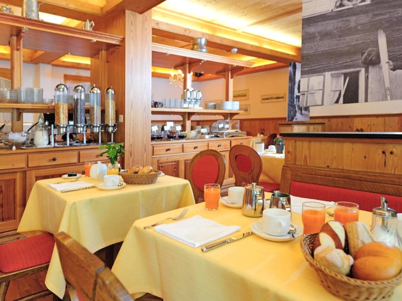 ホテル シミ (Hotel Simi)の写真