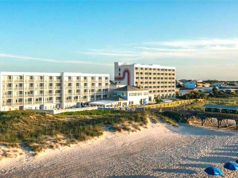 Golden Sands Carolina Beach Oceanfront, Tapestry by Hiltonの写真