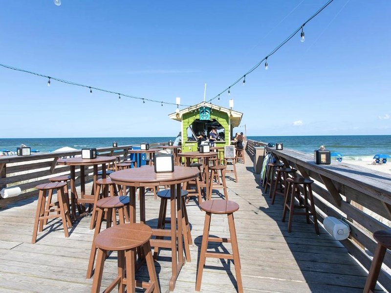 Golden Sands Carolina Beach Oceanfront, Tapestry by Hiltonの写真