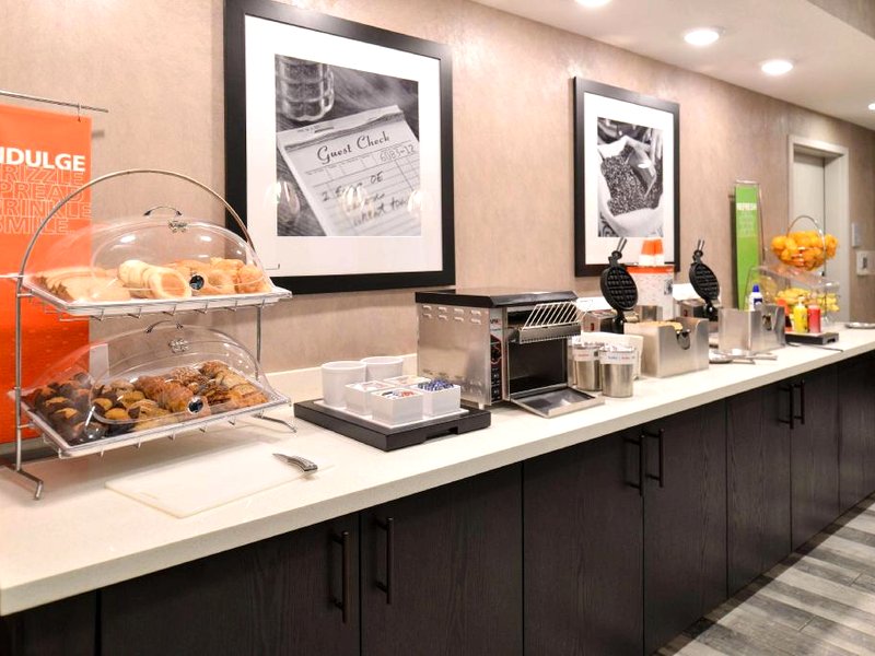 Hampton Inn & Suites Amesの写真