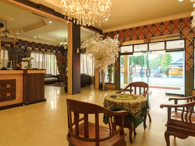 レッドドアーズ プラス アット ホテル スンプルナ ウォーターヴァング ルブク リンガウ (RedDoorz Plus @ Hotel Sempurna Watervang Lubuk Linggau)の写真