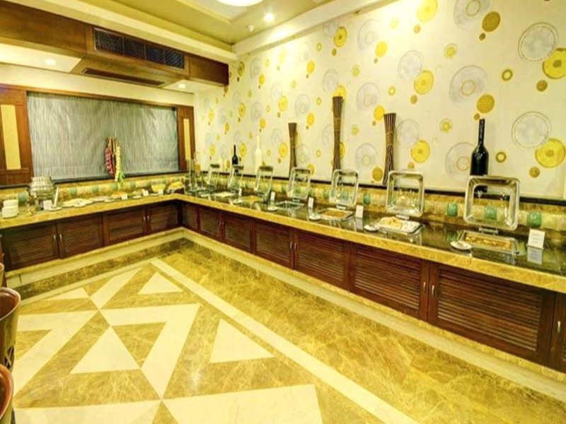 ホテル カイラッシュ インターナショナル (Hotel Kailash International)の写真