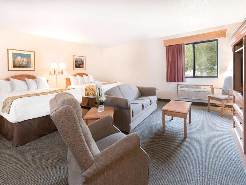 ベイモント バイ ウィンダム ホット スプリングス (Baymont by Wyndham Hot Springs)の写真