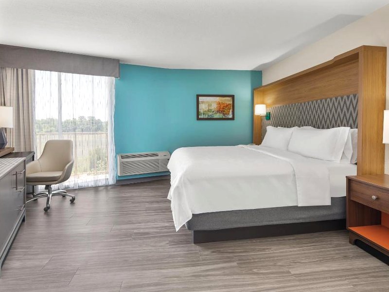 Holiday Inn Charleston-Riverview By IHGの写真