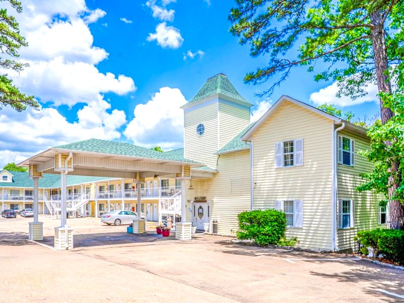Hotel O Eureka Springs - Christ of Ozark Areaの写真