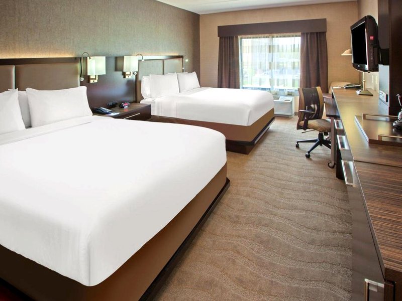 Holiday Inn Express Hotel And Suites Columbus Edinburgh By IHGの写真