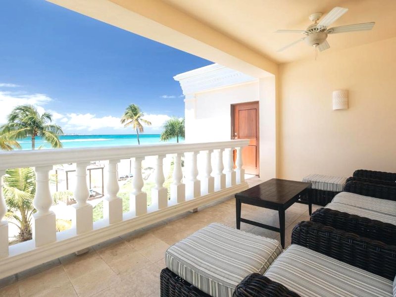 The Buccaneer Beach & Golf Resortの写真