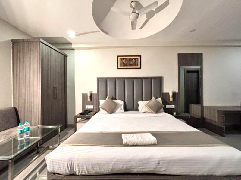 HOTEL ROYAL RETREATの写真