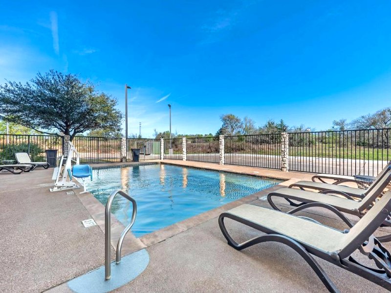 Best Western La Grange Inn & Suitesの写真