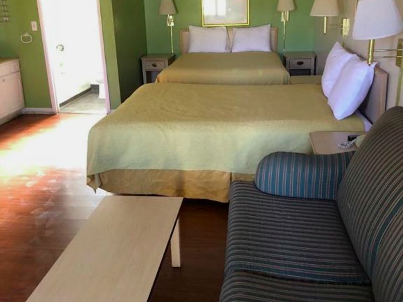 ケルシーヴィル モーテル (Kelseyville Motel)の写真