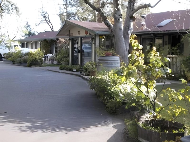 ケルシーヴィル モーテル (Kelseyville Motel)の写真