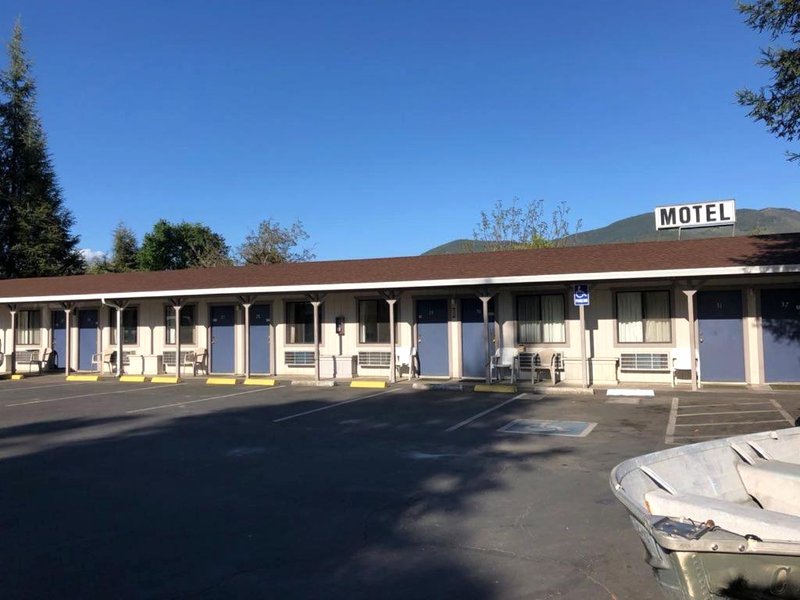 ケルシーヴィル モーテル (Kelseyville Motel)の写真