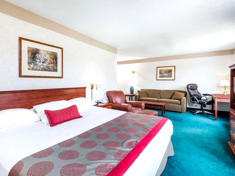 Ramada by Wyndham Strasburg Doverの写真