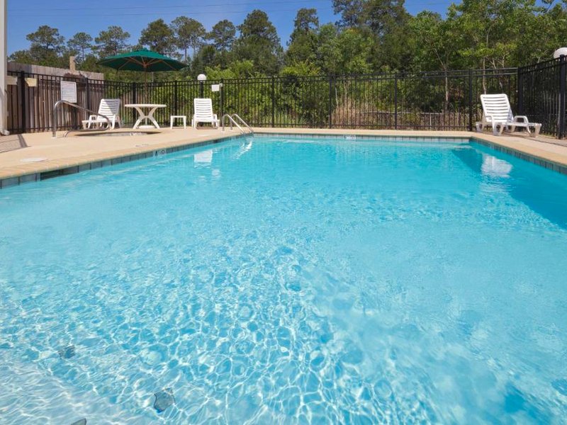 Country Inn & Suites by Radisson, Saraland, ALの写真