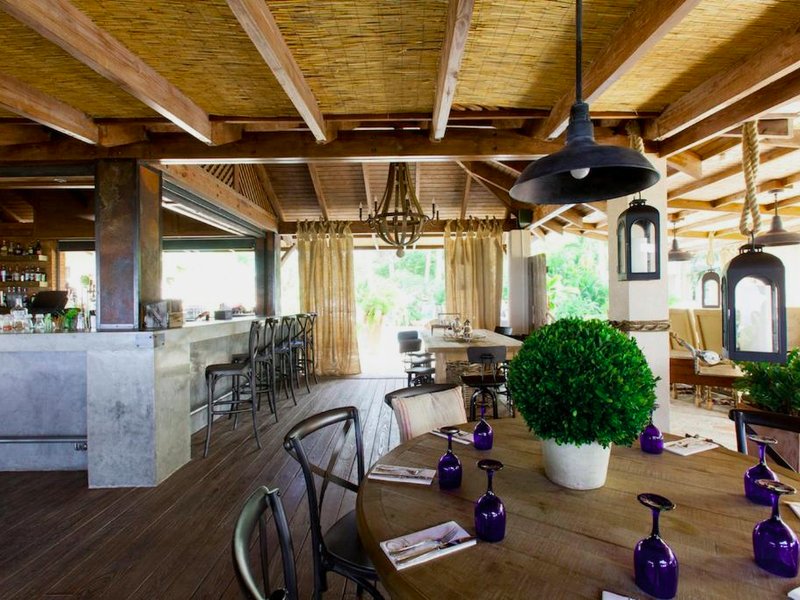 ヴィラ モンタナ ビーチ リゾート (Villa Montana Beach Resort)の写真