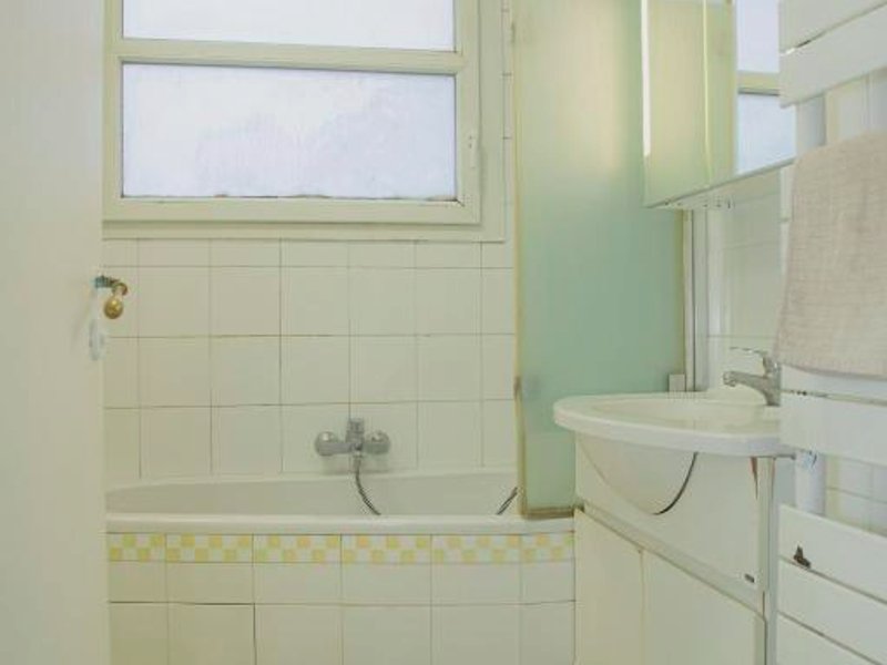 2 bedrooms 60m2 near RER Aの写真