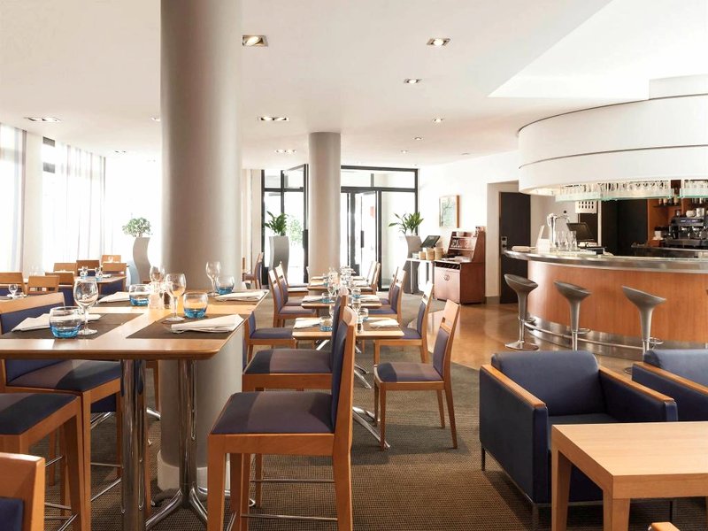 ノボテル パリ ポン ドゥ セヴル ホテル (Novotel Paris Pont De Sevres Hotel)の写真