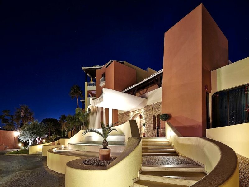 フォー シーズンズ ビラモウラ ホテル (Four Seasons Vilamoura Hotel)の写真