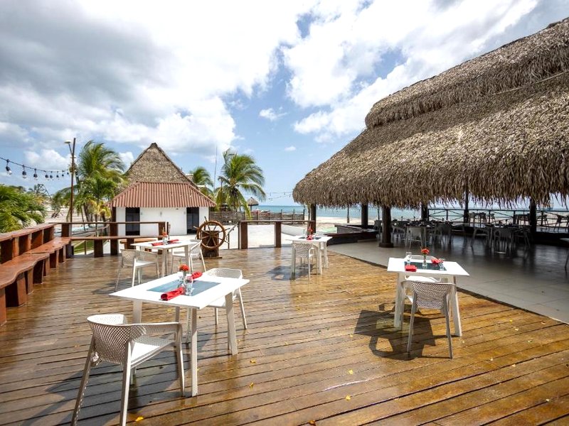プラヤ ブランカ ビーチ リゾート オール インクルーシブ (Playa Blanca Beach Resort - All Inclusive)の写真