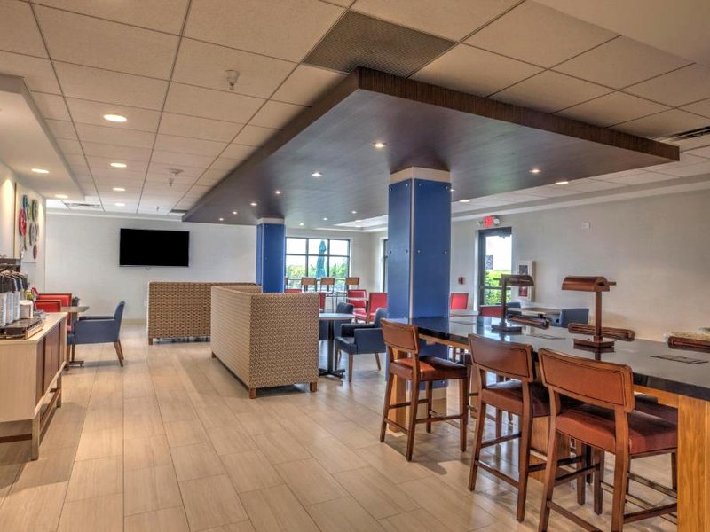 Holiday Inn Express Rochelle By IHGの写真