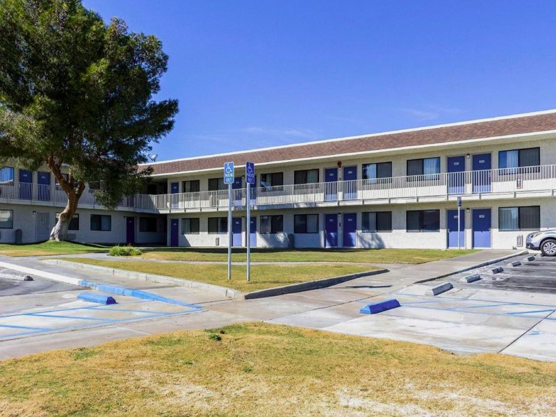 Motel 6 Mojave, CAの写真