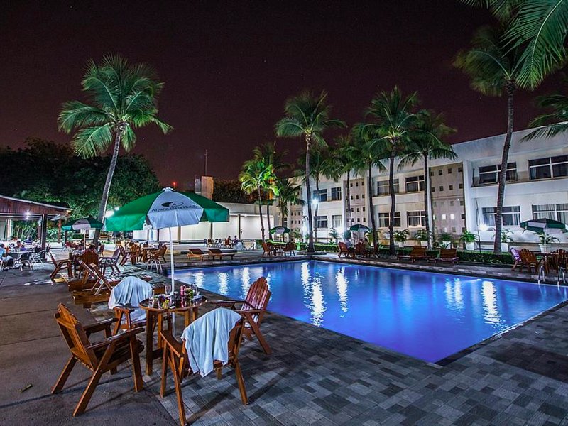 Aipana Plaza Hotelの写真