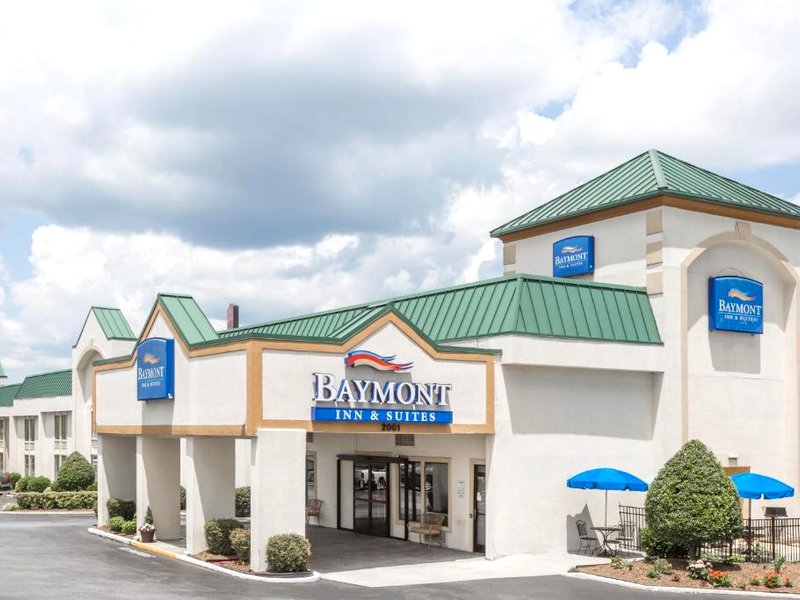 ベイモント バイ ウィンダム グリーンズボロ コロシアム (Baymont by Wyndham Greensboro/Coliseum)の写真