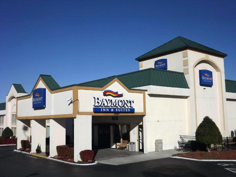 ベイモント バイ ウィンダム グリーンズボロ コロシアム (Baymont by Wyndham Greensboro/Coliseum)の写真