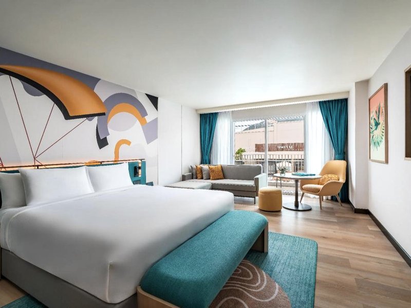 M ソーシャル ホテル プーケット (M Social Hotel Phuket)の写真