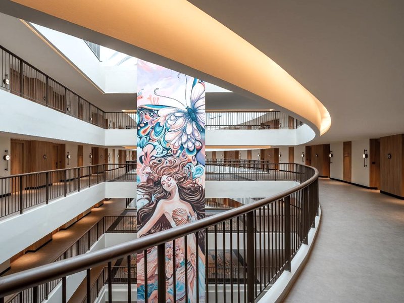 M ソーシャル ホテル プーケット (M Social Hotel Phuket)の写真
