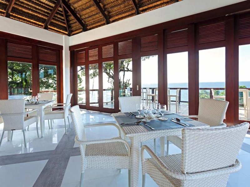 オーシャンズ エッジ リゾート キャラバオ アイランド (Oceans Edge Resort - Carabao Island)の写真