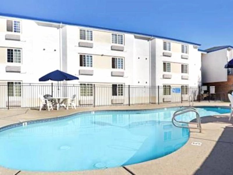 Motel 6 Auburn, CAの写真