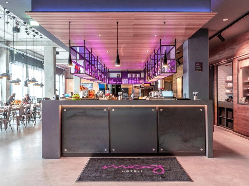 モクシー ミラノ リナーテ エアポート (Moxy Milan Linate Airport)の写真