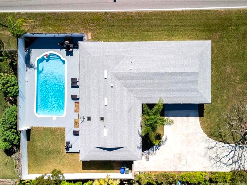 Relax in Lakeland Home, Swim, Pool, Arcade LegoLand, Disney, Bush Gardenの写真