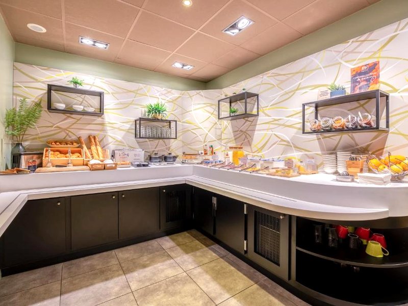イビス ラ ロシェル サントル イストリック (ibis La Rochelle Centre Historique)の写真