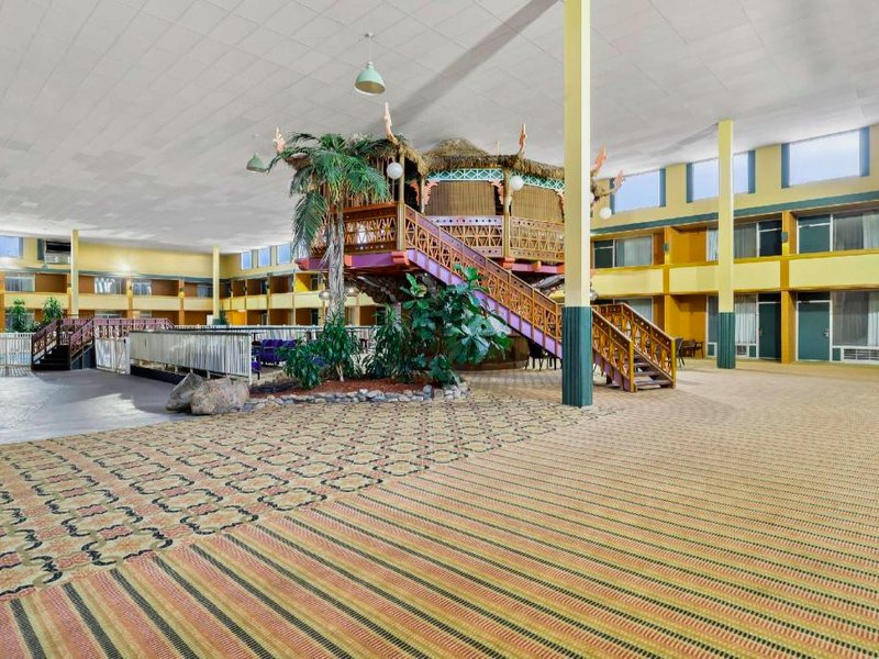 クラリオン イン & スイーツ & コンベンション センター (Clarion Inn & Suites and Convention Center)の写真