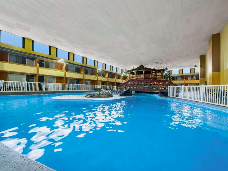 クラリオン イン & スイーツ & コンベンション センター (Clarion Inn & Suites and Convention Center)の写真