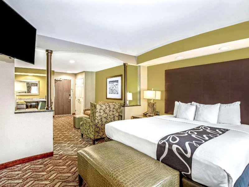 La Quinta Inn & Suites by Wyndham Kearneyの写真