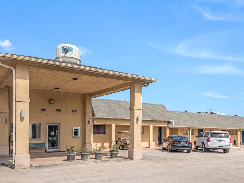 アメリカズ ベスト バリュー イン ギディングス  (Americas Best Value Inn Giddings)の写真