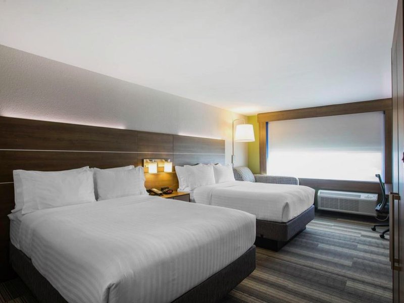 Holiday Inn Express & Suites Ludington By IHGの写真