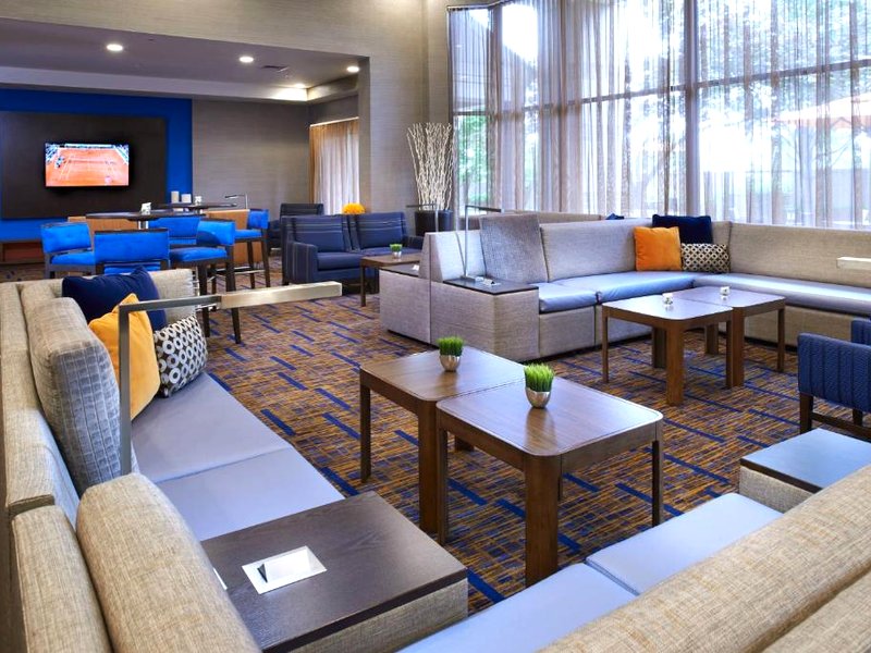 コードヤード カンザスシティ オーバーランドパーク コンベンション センター (Courtyard Kansas City Overland Park/Convention Center)の写真