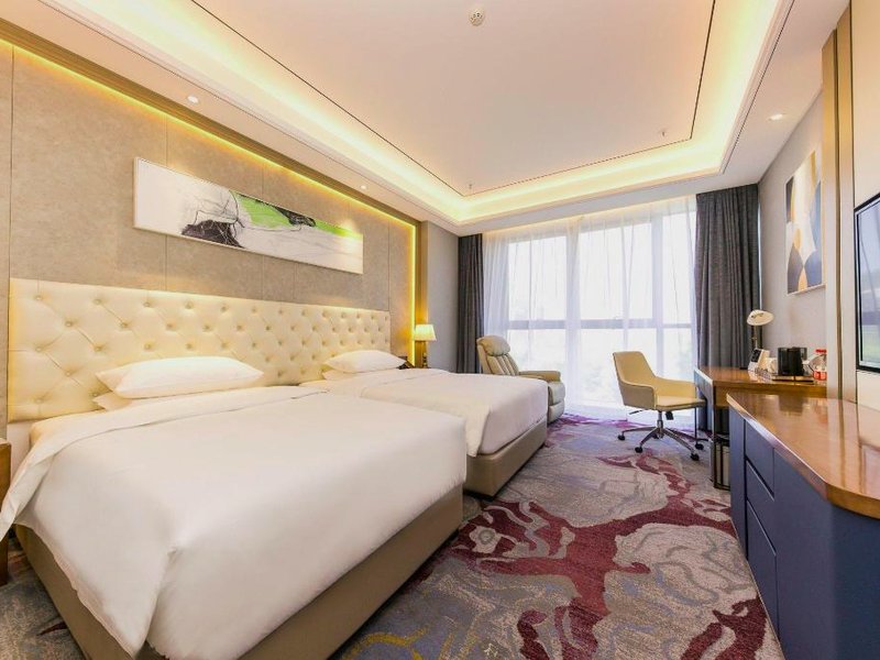Ramada by Wyndham Zhumadian West Stationの写真