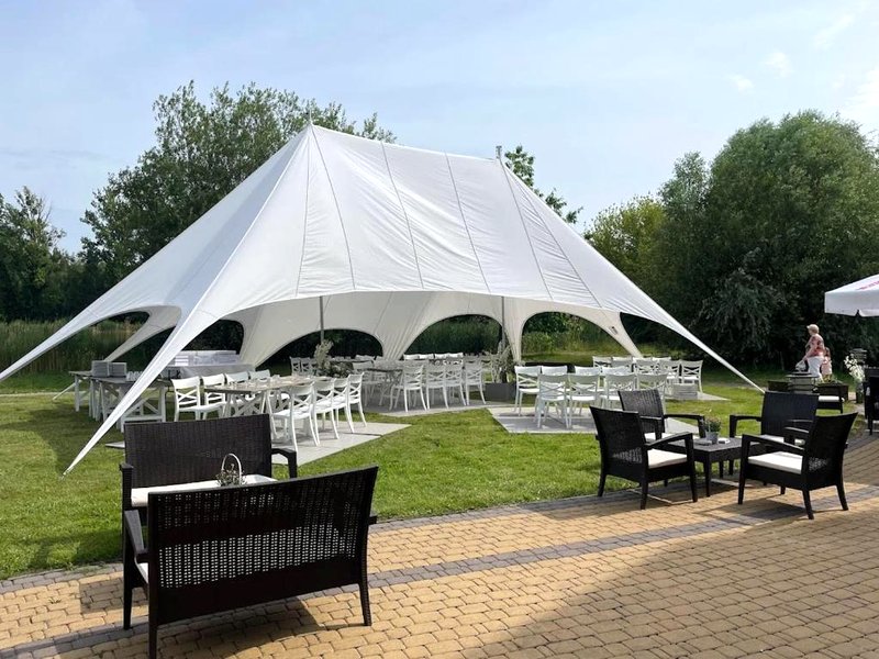 Hotel Victor Pruszków by DeSilvaの写真