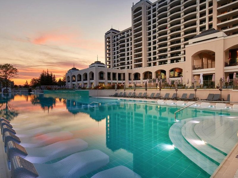 シークレッツ サニービーチ リゾート アンド スパ (Secrets Sunny Beach Resort and Spa)の写真